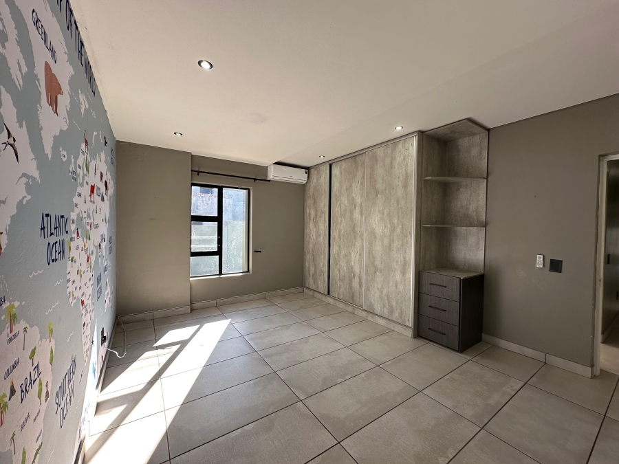 5 Bedroom Property for Sale in Leloko Lifestyle Estate North West